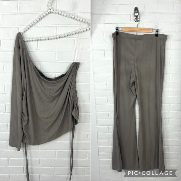 Rue 21 Plus Size Mocha Ribbed Knit Top & Pants Lounge Set Size 3X - Picture 1 of 13
